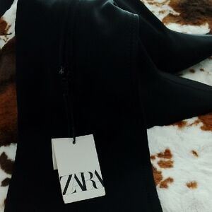 Zara Sleek Black Heeled Boots Air fit Extra Comfort Technical Insole Foam